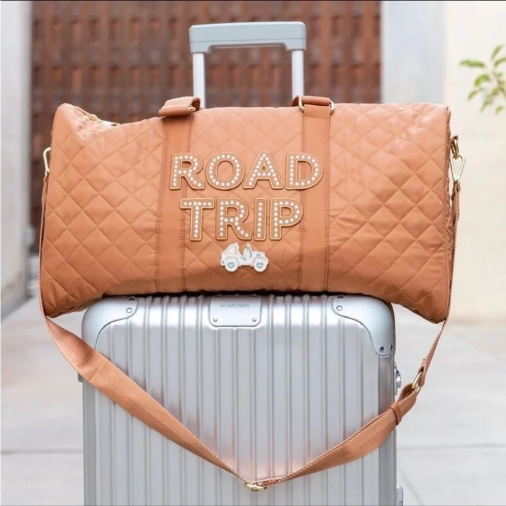 🆕 Stoney Clover Lane Quilted Diamond Camel Desert Dreams Nylon Classic Duffle